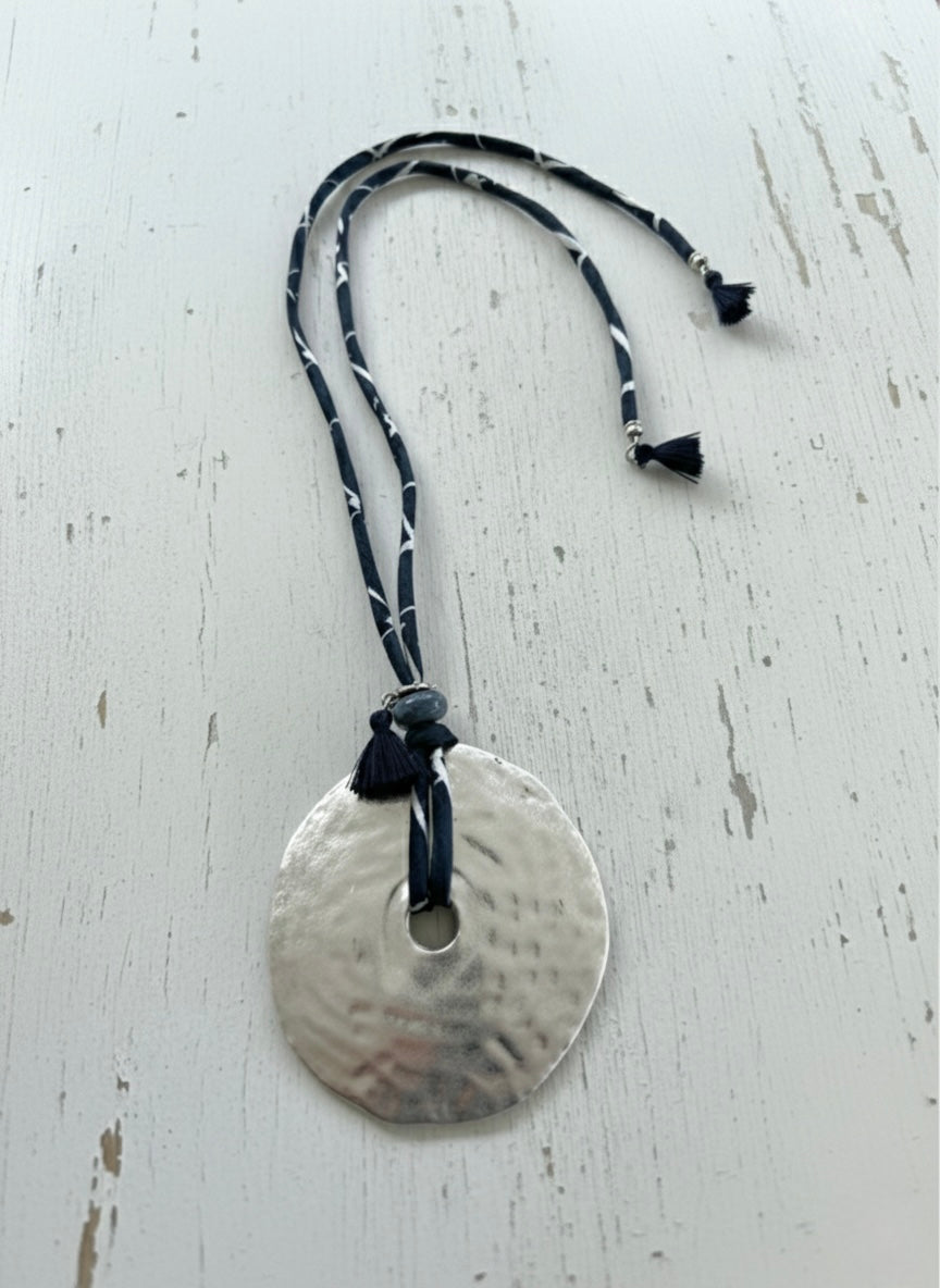 MEDIUM PLATA